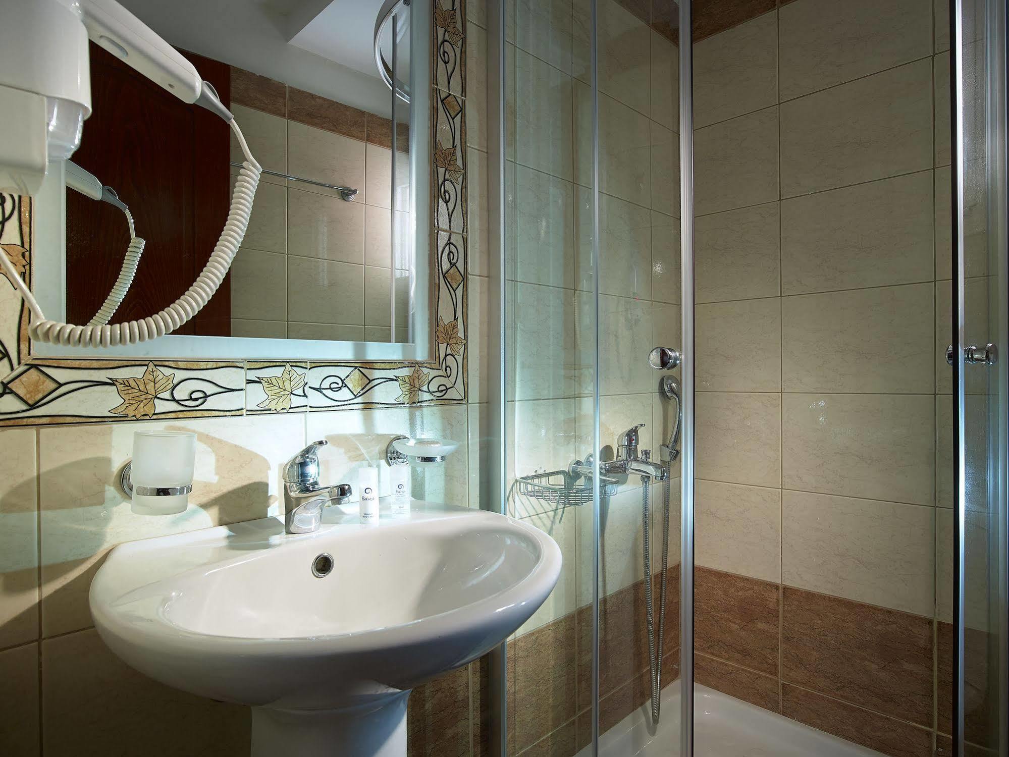 Coral Hotel Ierápetra Dış mekan fotoğraf